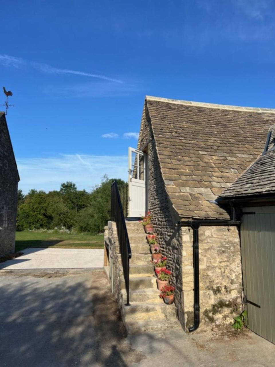 Willa Idyllic Secluded Hideaway With Countryside Views On The Edge Of The Cotswolds Hailey Zewnętrze zdjęcie