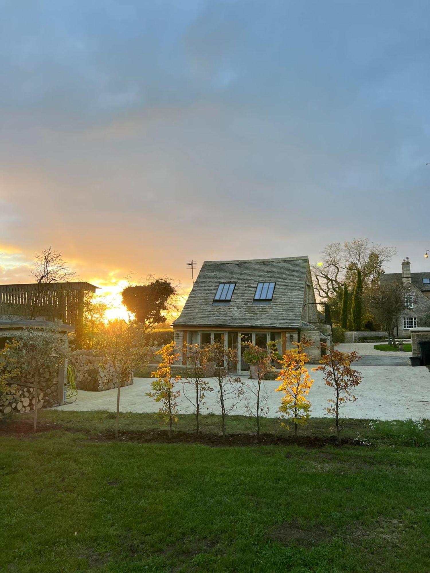 Willa Idyllic Secluded Hideaway With Countryside Views On The Edge Of The Cotswolds Hailey Zewnętrze zdjęcie
